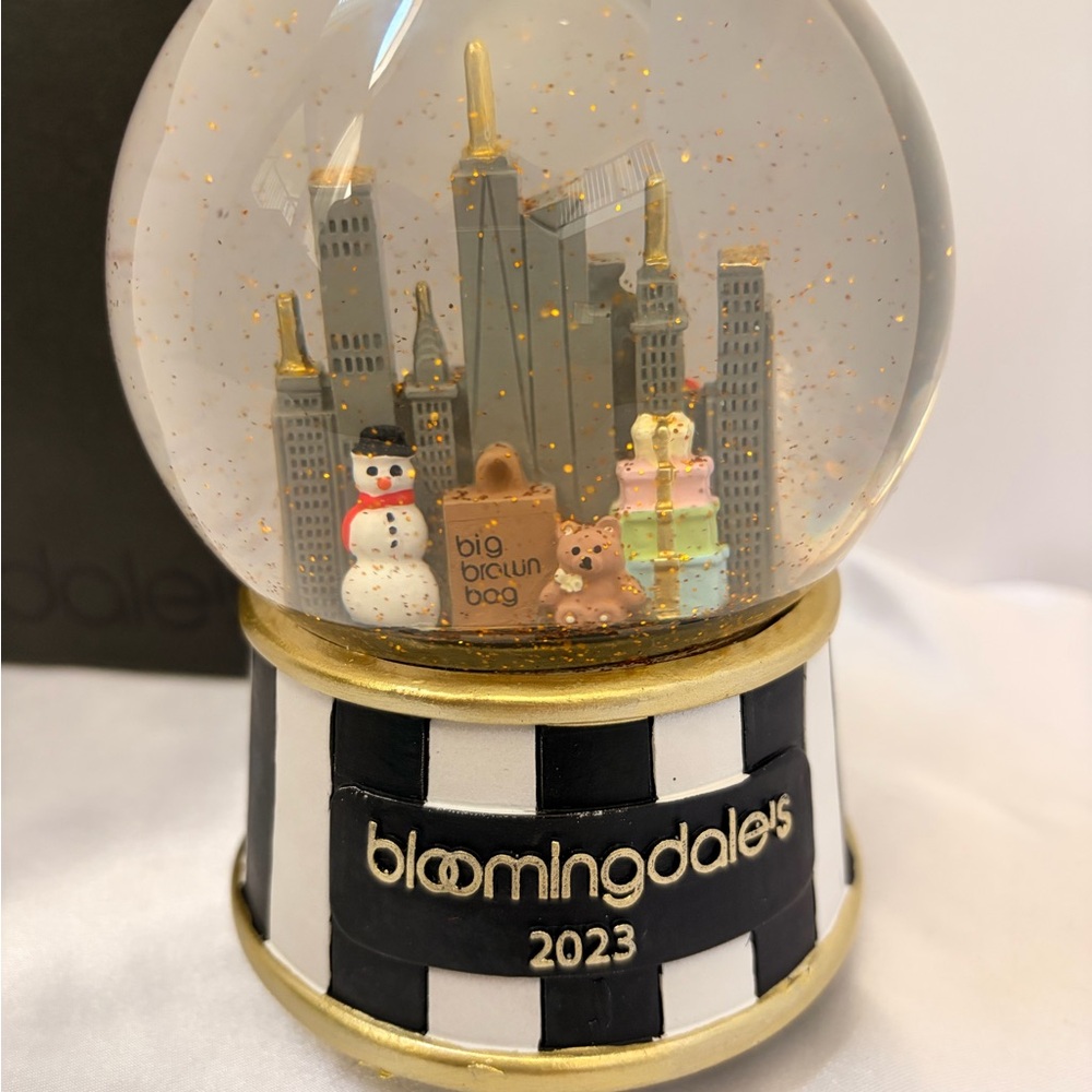 Bloomingdale's Black, White & Gold Holiday Snow Globe